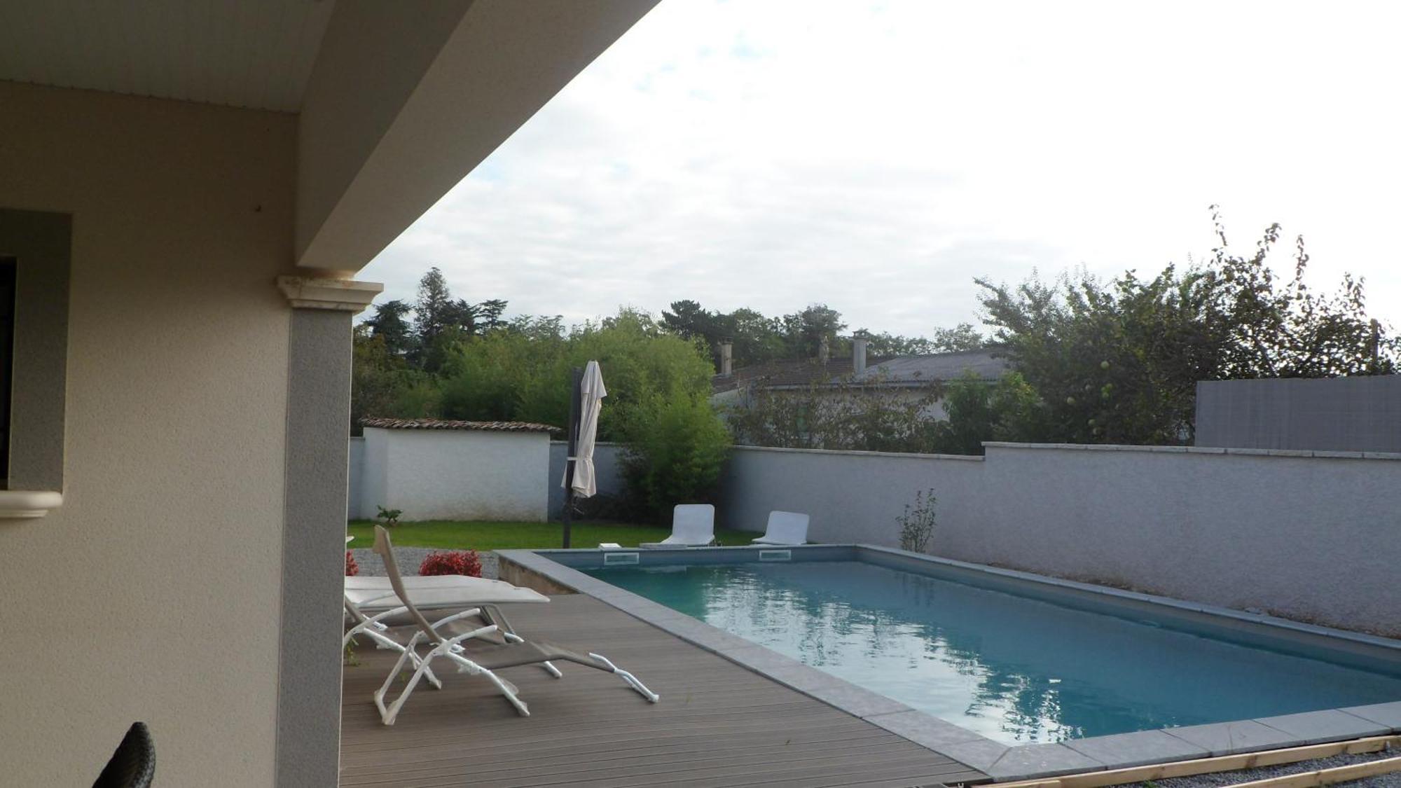 Le Clos Du Pontet Orlienas Ngoại thất bức ảnh